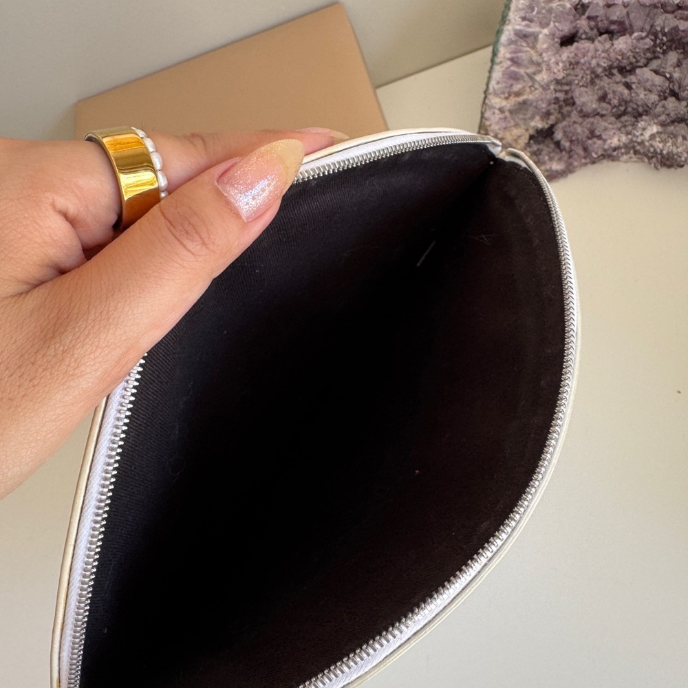 Kara white leather clutch - Picture 2 of 2